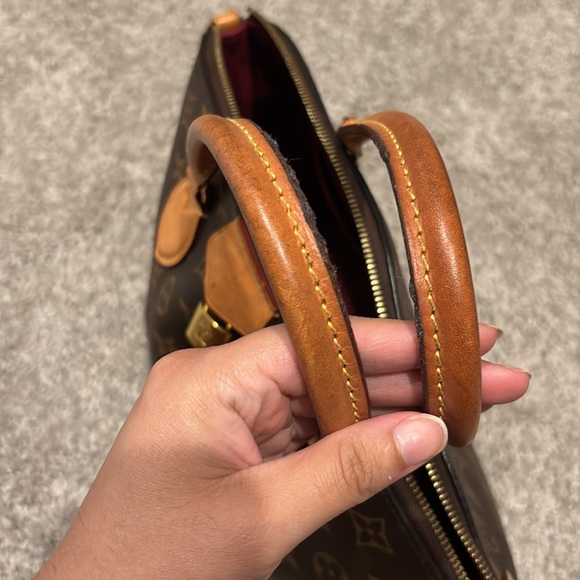 Louis Vuitton Boetie PM - Picture 8 of 15